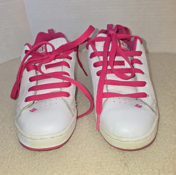 DC Women's Camo Skate Shoes White /Pink Leather Sneakers size 8 - Picture 3 of 9